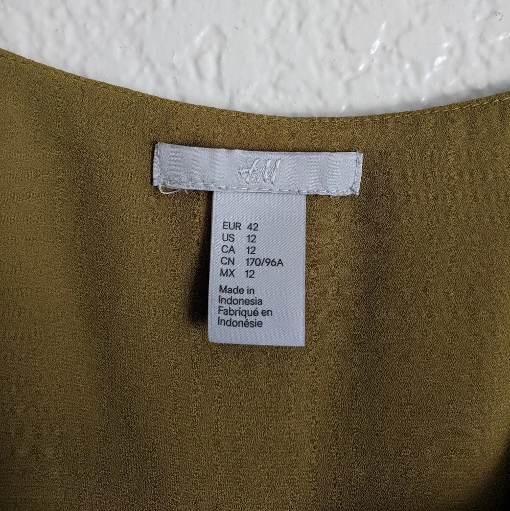 Green H&M Ruffled Tank - Picture 3 of 4